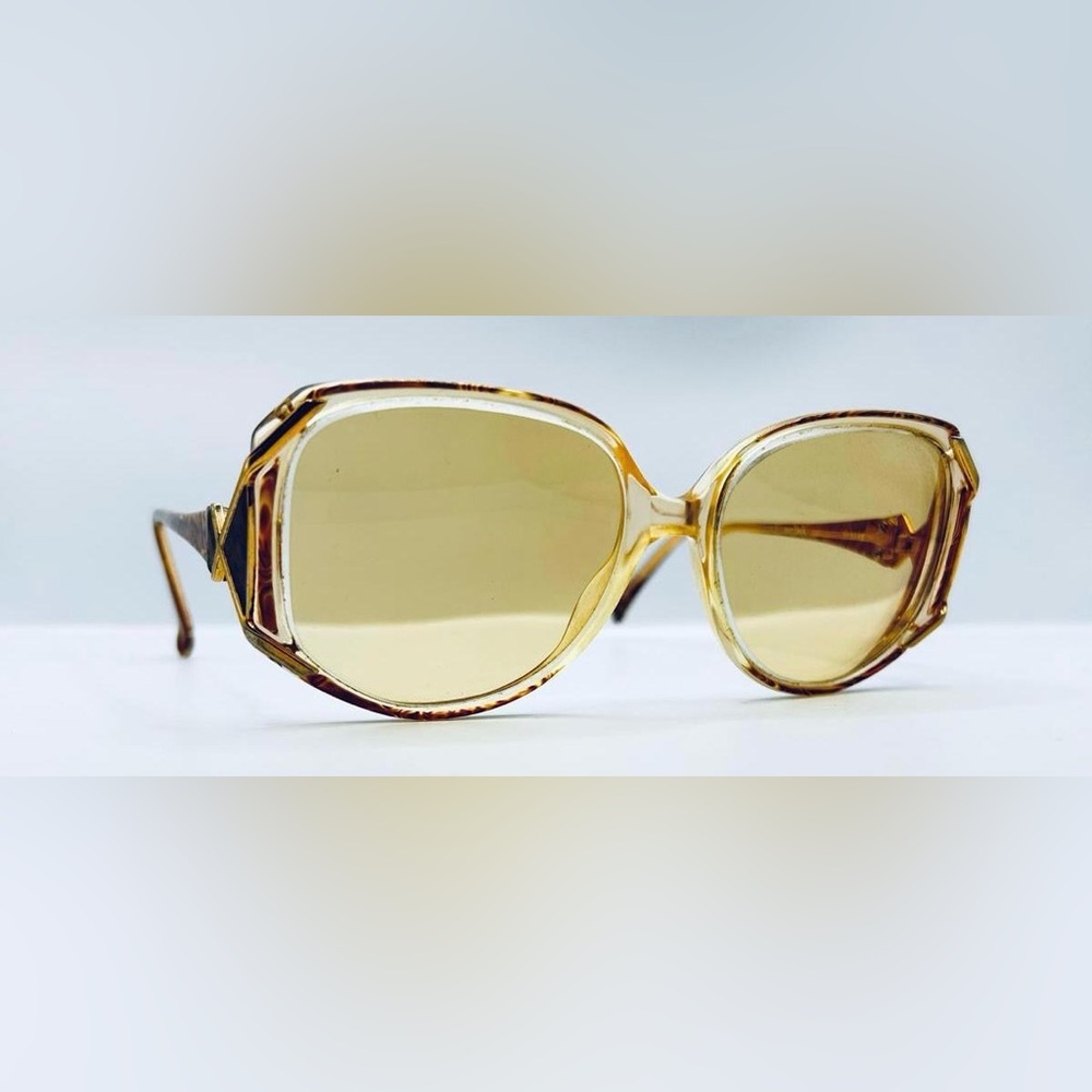 J&B Optical Mirage Brown Translucent Oval Sunglasses Frames Only
